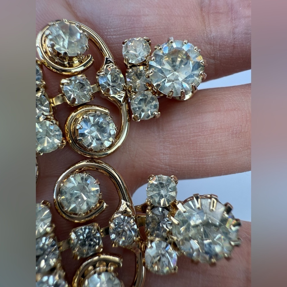 Sarah Coventry rhinestone dangle earrings - Picture 4 of 8